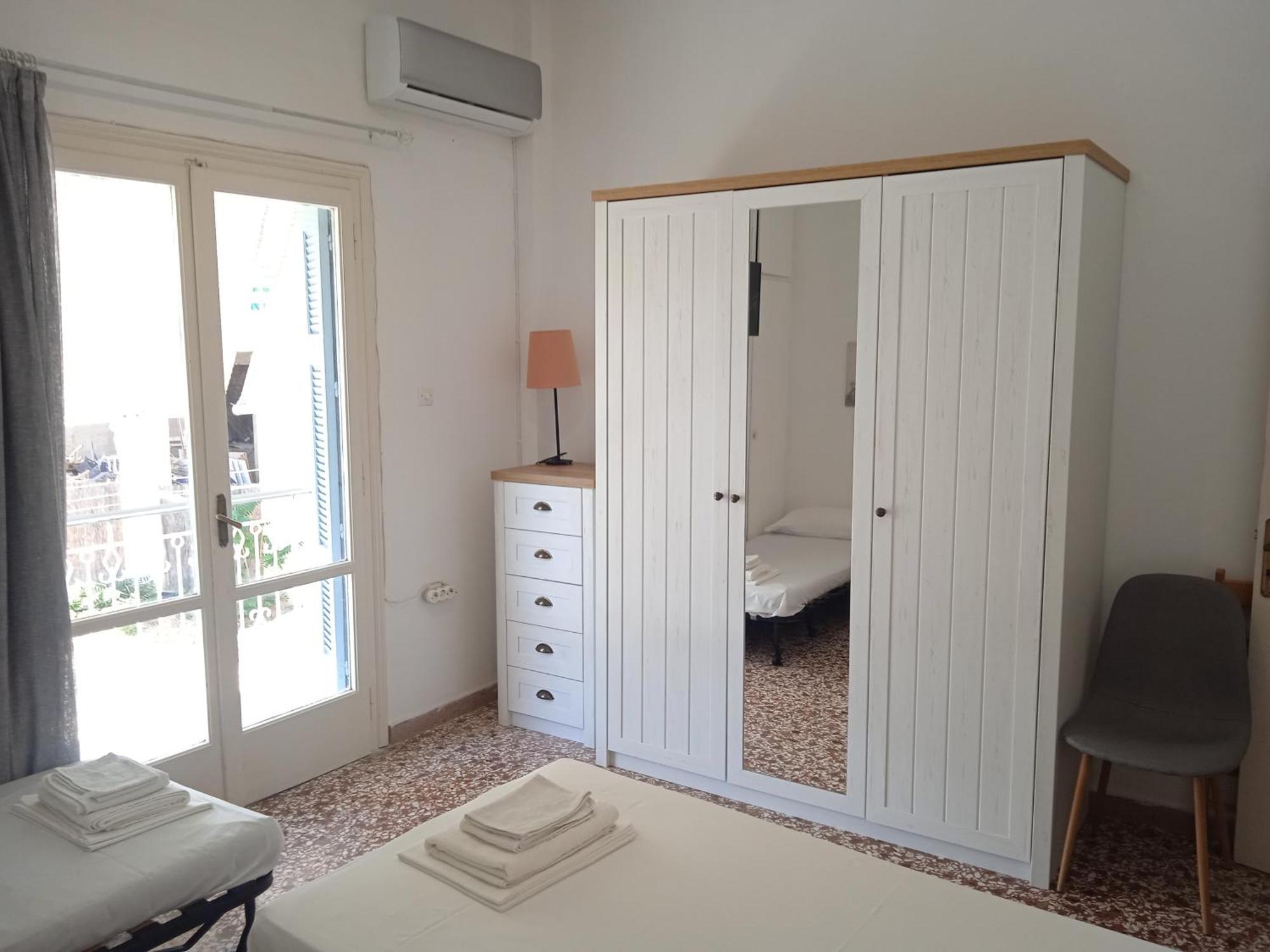 Elina'S Room Poros Town Exterior foto